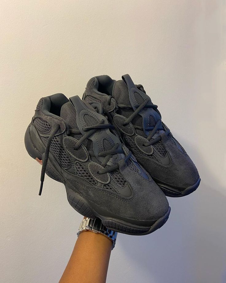 YEEZY