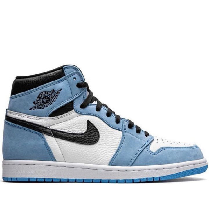 Air Jordan 1 Retro High OG “University Blue”