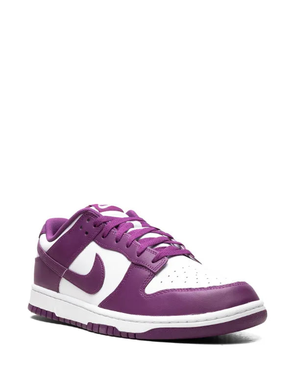 NIKE DUNK LOW  SNEAKERS