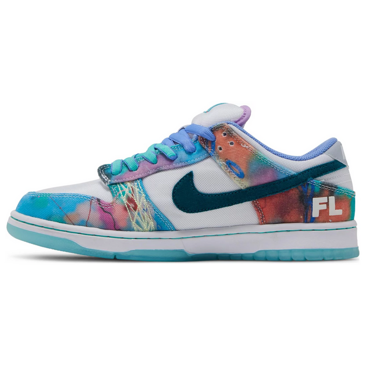 NIKE SB DUNK LOW FUTURA LABORATORIES BLEACHED AQUA